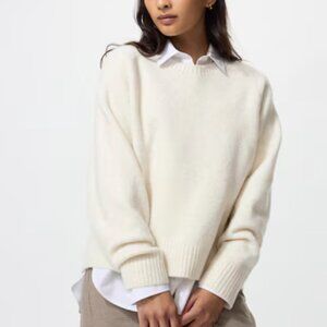 NWT Uniqlo Sweater